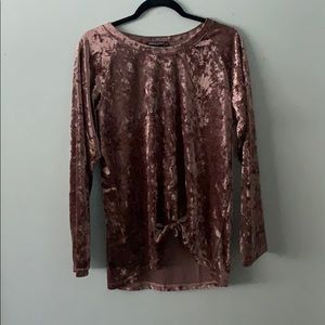 Long sleeve velvet top